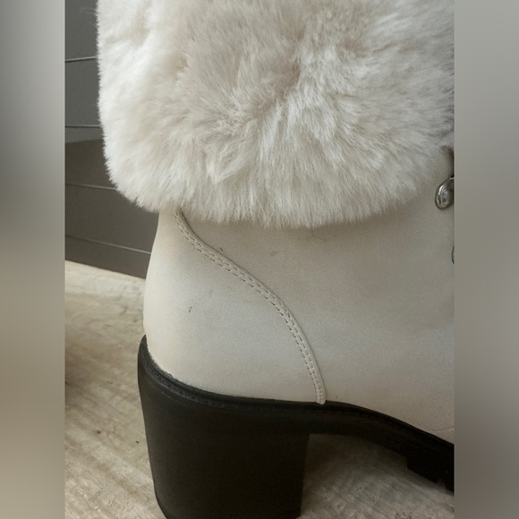 Esprit Winter Boots ivory fur tie up combat boots winter snow fall casual NWOT 9 - Picture 9 of 9